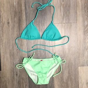 Victoria’s Secret Colorblock Triangle Set